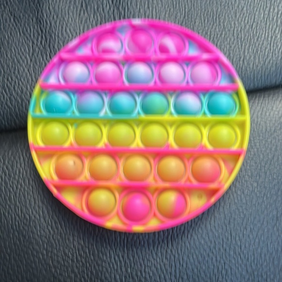 Five pop it’s - Picture 3 of 6